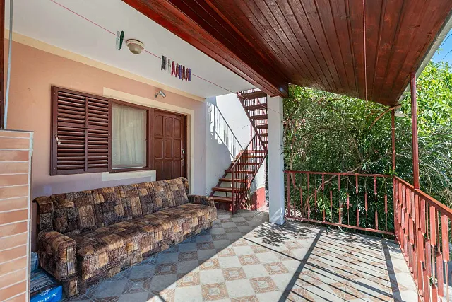 Haus mit Meer- und Bergblick in Sutomore — 110 m², Grundstück 150 m² — photo 11